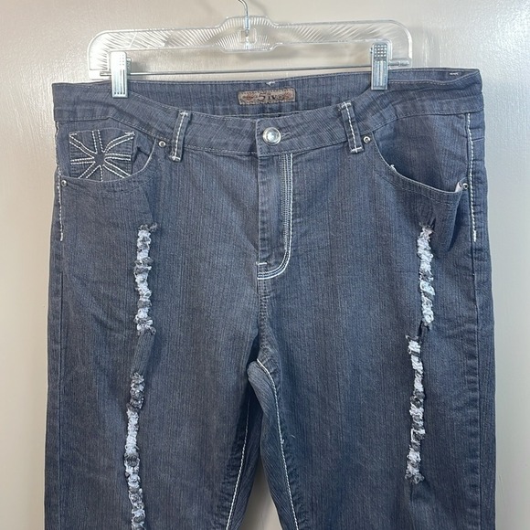 Men's Gruge Distressed Blue Jeans size 22 - Picture 2 of 12